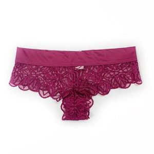 NWT Pink Lace Hipster Undies